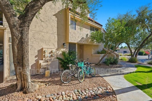 Building Photo - 9707-9707 E Mountain View Rd