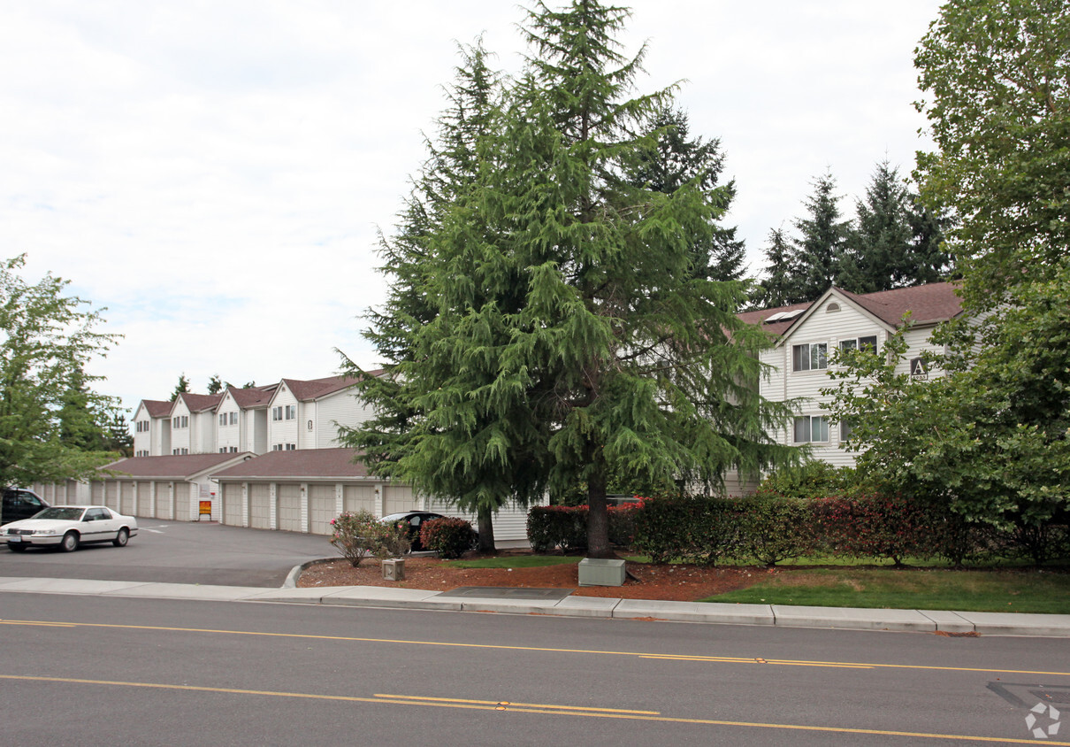 Building Photo - Westwind Apartments