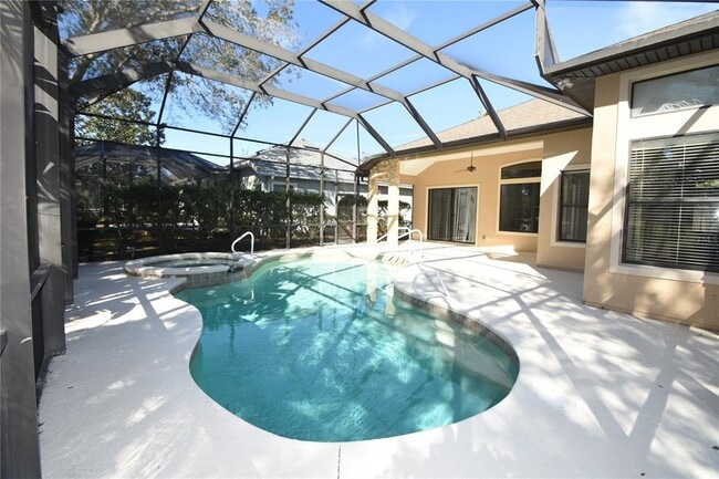 Foto del edificio - 16 Eastlake Dr