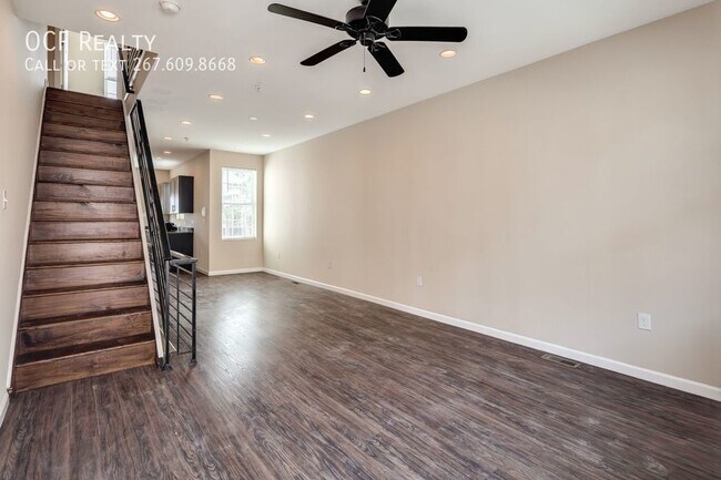 Building Photo - South Philadelphia Two Bedroom Home