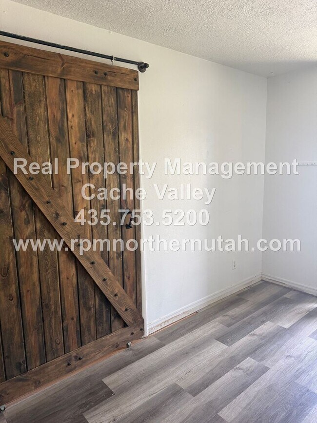 Foto del edificio - 357 N 200 W