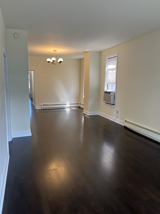 Foto del edificio - 3607 S Emerald Ave
