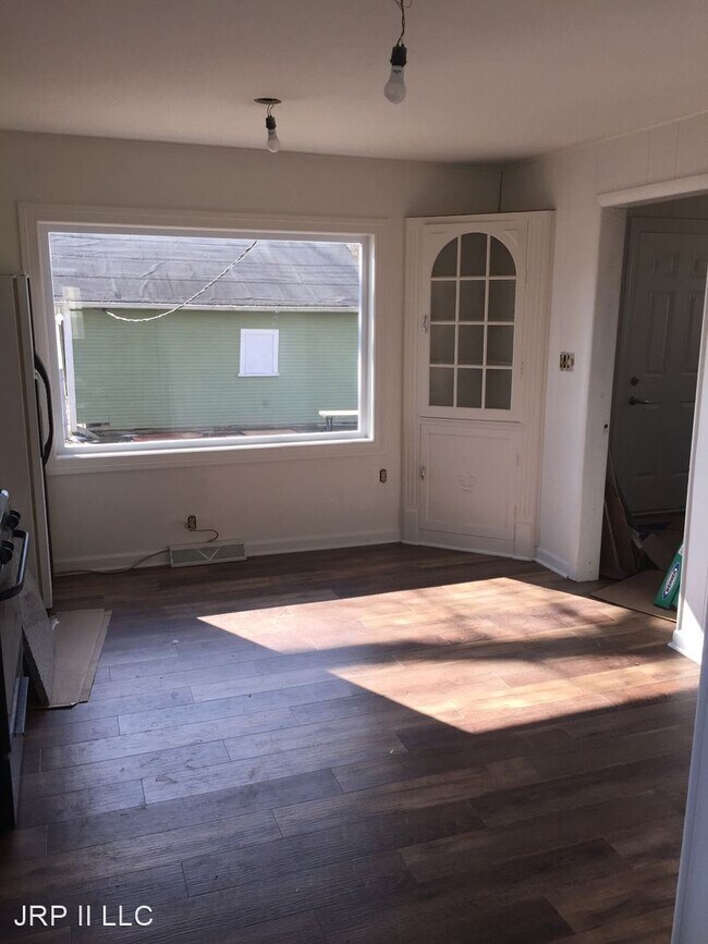 Foto del edificio - 2 br, 1 bath House - 706 Keller Dr