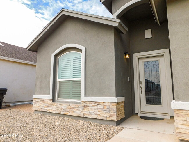 Building Photo - 13849 Sky Harbor Ave