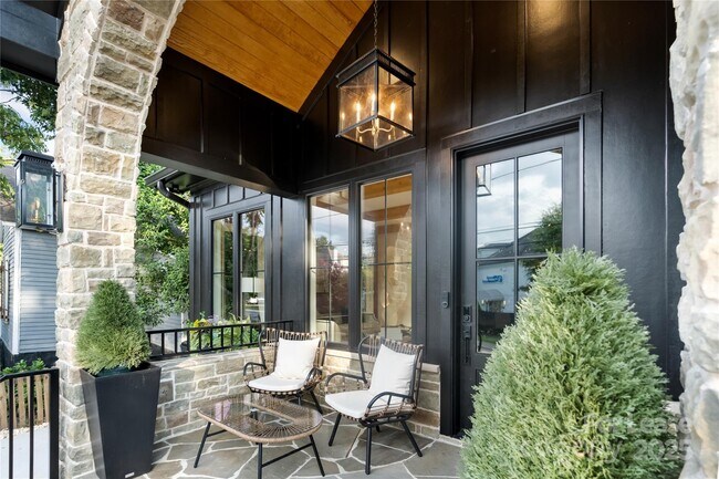 Foto del edificio - 705 S Torrence St