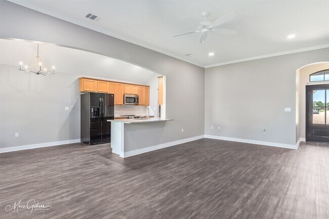 Foto del edificio - 3287 Grand Lake Dr