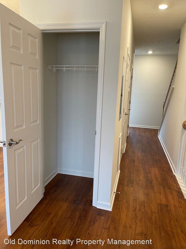 Building Photo - 2 br, 2.5 bath House - 2947 Congers Creek ...