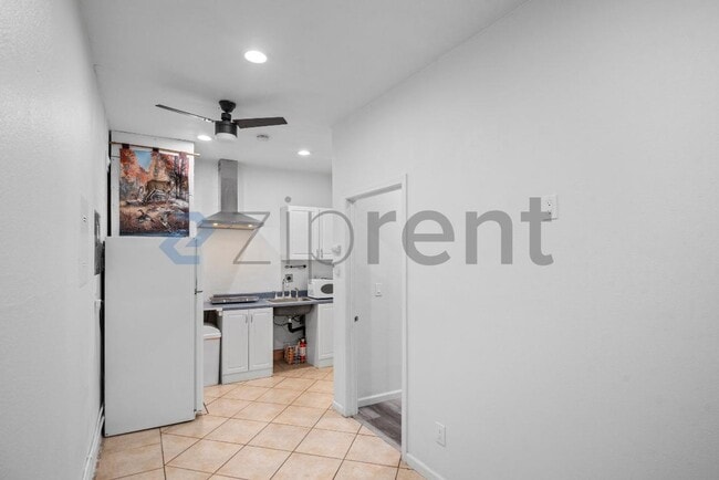 Foto del edificio - 2661 S King Rd