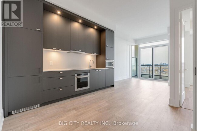 Photo du bâtiment - 115 Denison Ave