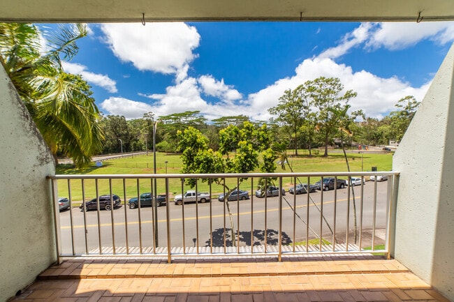 Building Photo - 95-009 Waikalani Dr