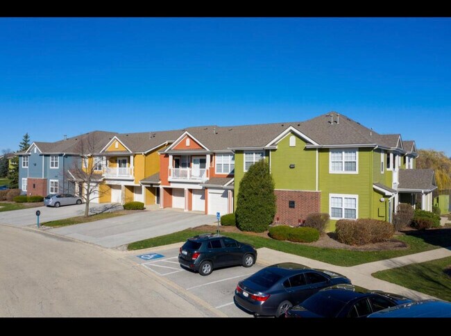 Building Photo - 2611 St Albans Cir