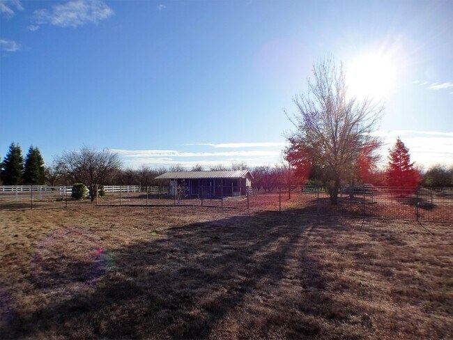 Foto del edificio - 3539 Rodgers Ave