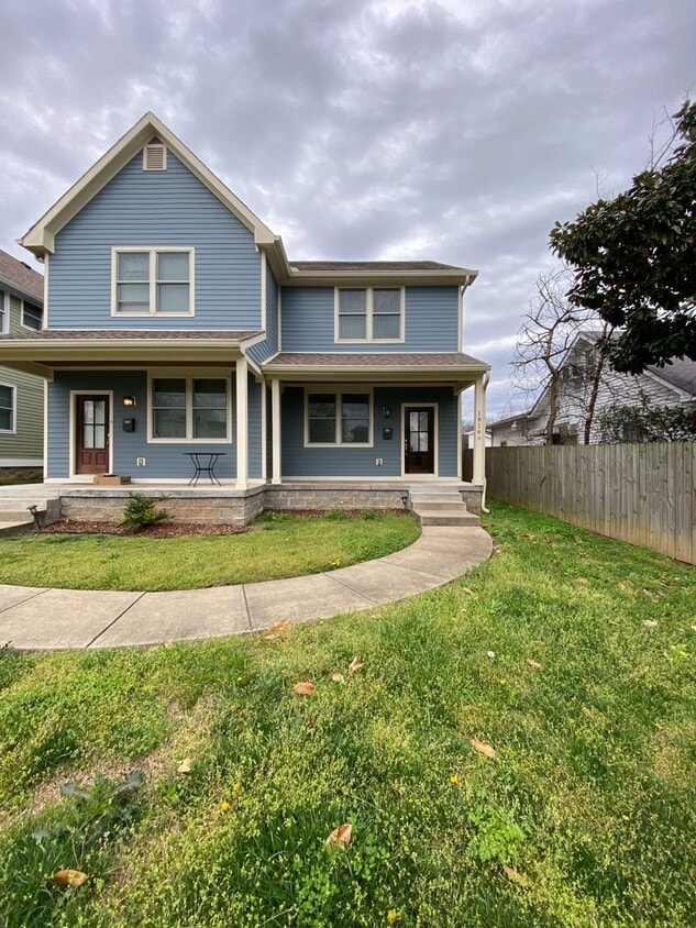 Foto principal - 3 bed 2.5 bath Condo in Germantown