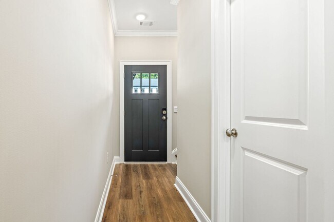 Building Photo - 908 Winslow Ct