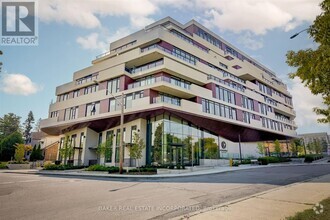 Building Photo - 160-160 Kingsway Crescent