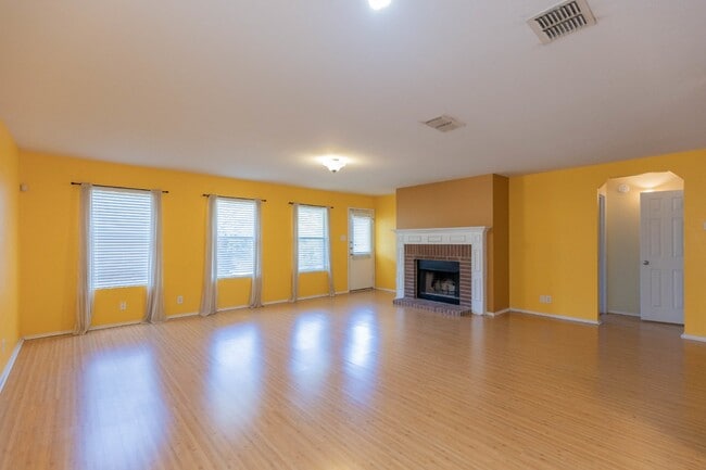 Building Photo - 11119 Rivera Cove
