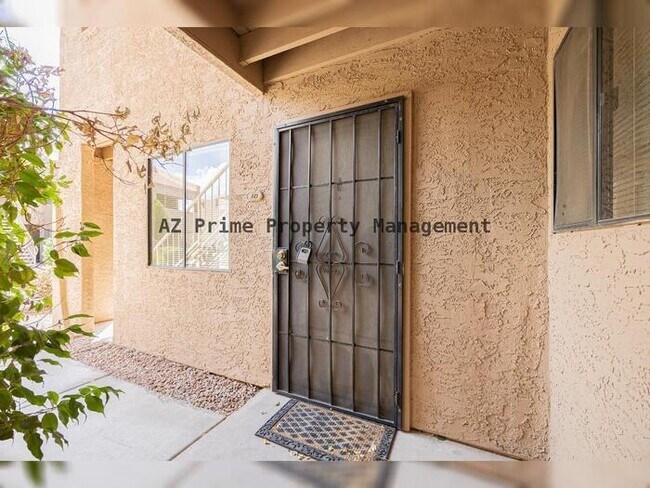 Building Photo - 8155 E Roosevelt St