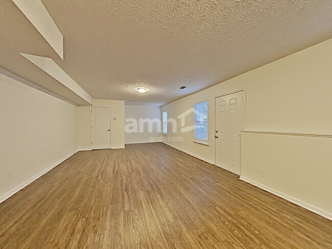 Building Photo - 3503 Madison Farm Way