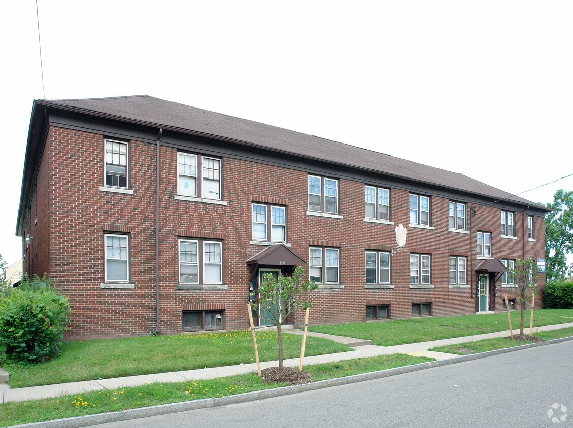 Building Photo - Skillen Apartments