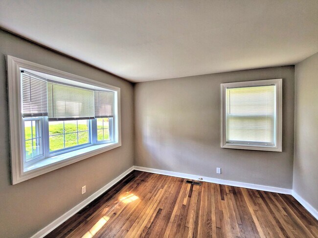 Foto del edificio - Two Bedroom Townhouse