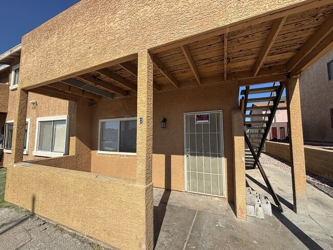 Building Photo - 6940 Hopkins Dr