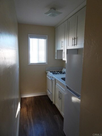 Building Photo - 320 G St
