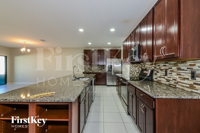 Building Photo - 3911 Willow Walk Dr