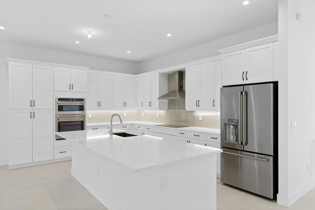 Building Photo - 3089 Safflower Cir