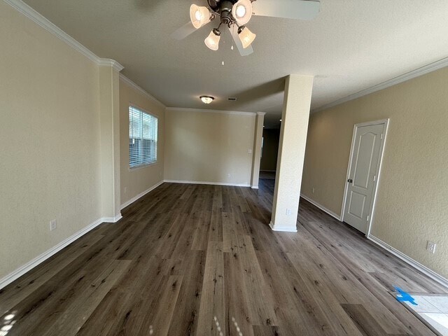 Foto del edificio - 1402 Green Highland Dr