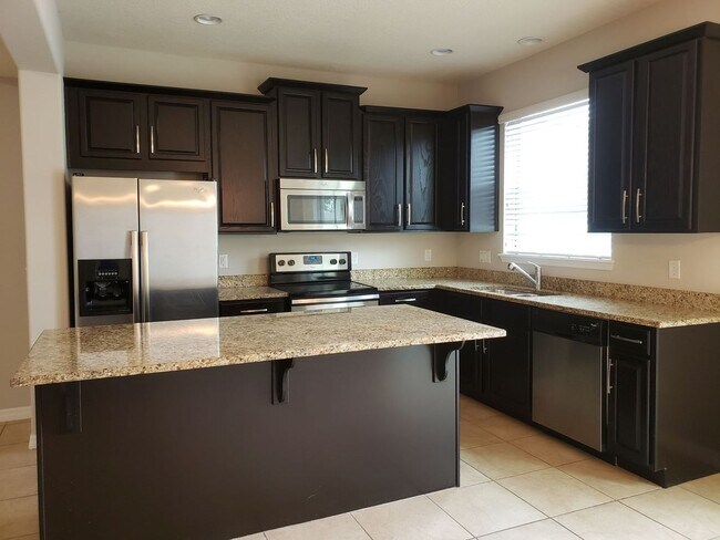 Foto del edificio - Beautiful Lake Nona Townhome with Two Car ...