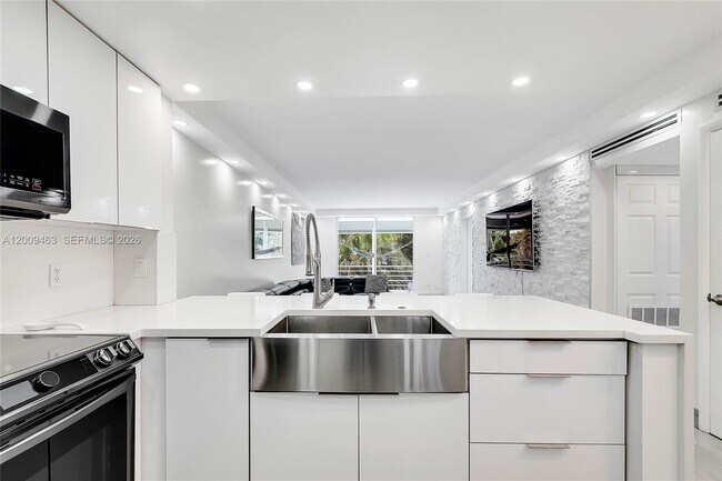 Foto del edificio - 5260 NW 11th St