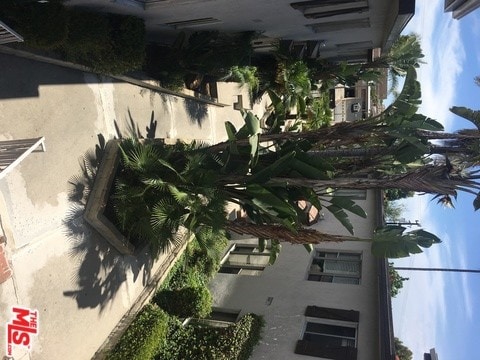 Building Photo - 815 Glenway Dr