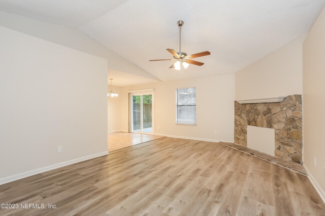 Building Photo - 7756 Pepper Cir E