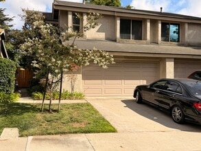 Building Photo - 3687 Cactusridge Ct