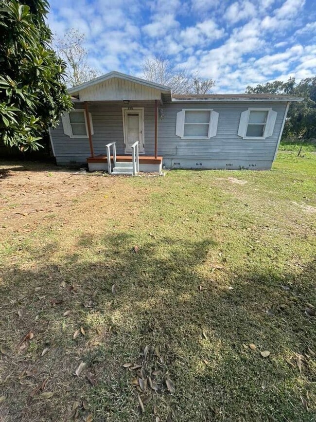 Building Photo - 1115 E Bay St