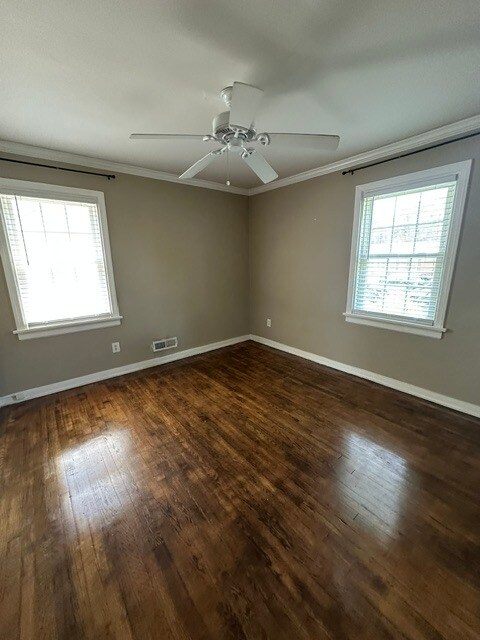Building Photo - 9004 Sparrow Dr