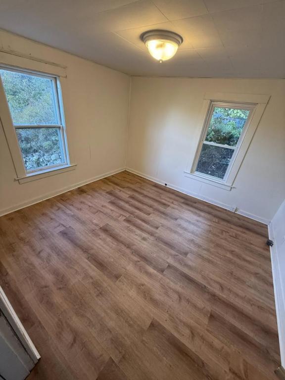 Building Photo - 416 Burgess St