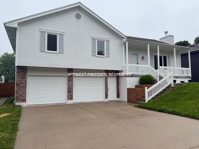Building Photo - Spacious 3 Bedroom Home with Finished Basement, Covered Deck & Fenced Yard