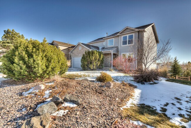 Building Photo - Gleneagle - 5 beds 3 1/2 bath. Mountain Vi...
