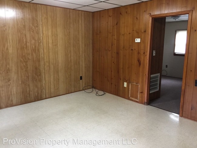 Foto del edificio - 619 Creed St