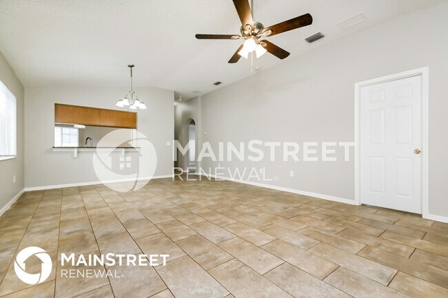 Building Photo - 11818 Lynmoor Dr