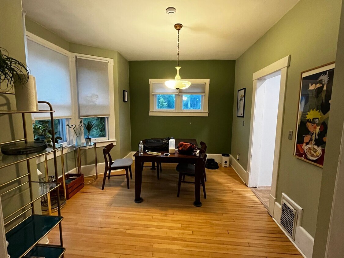 Foto principal - Charming 3BR House in Ann Arbor
