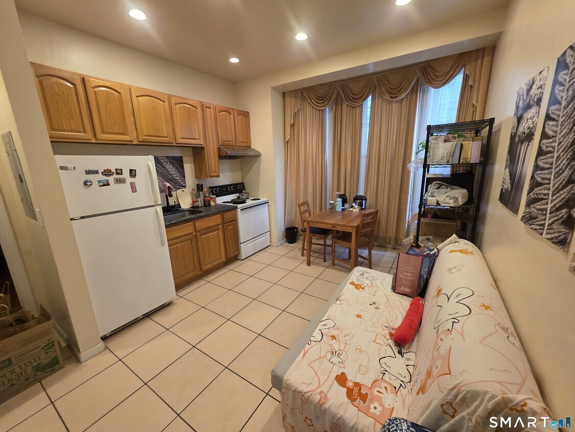 Foto del edificio - 71-73 Whitney Ave