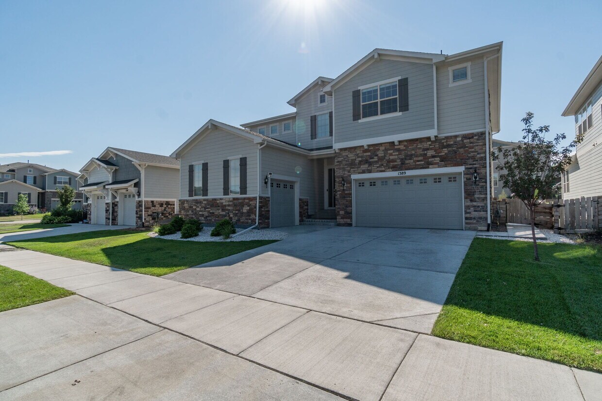 Foto principal - 1389 Lyons Ln