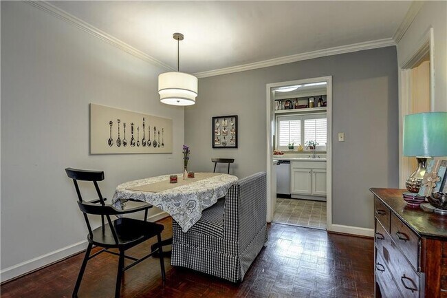 Building Photo - 282 Ardmore Cir NW