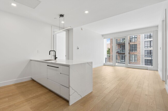 Foto del edificio - 37-34 33rd St