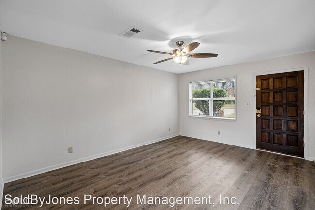 Foto del edificio - 3 br, 1.5 bath House - 4019 Andrea St