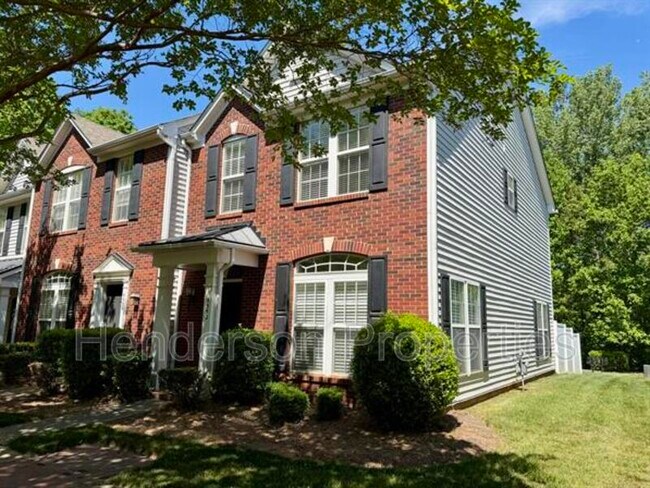 Foto del edificio - 9552 Glenashley Dr