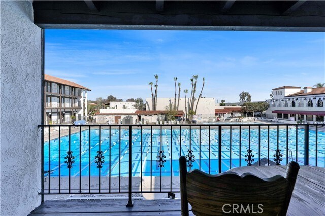 Foto principal - 17200 Newhope St