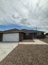 Building Photo - 105 Sombrero Rd